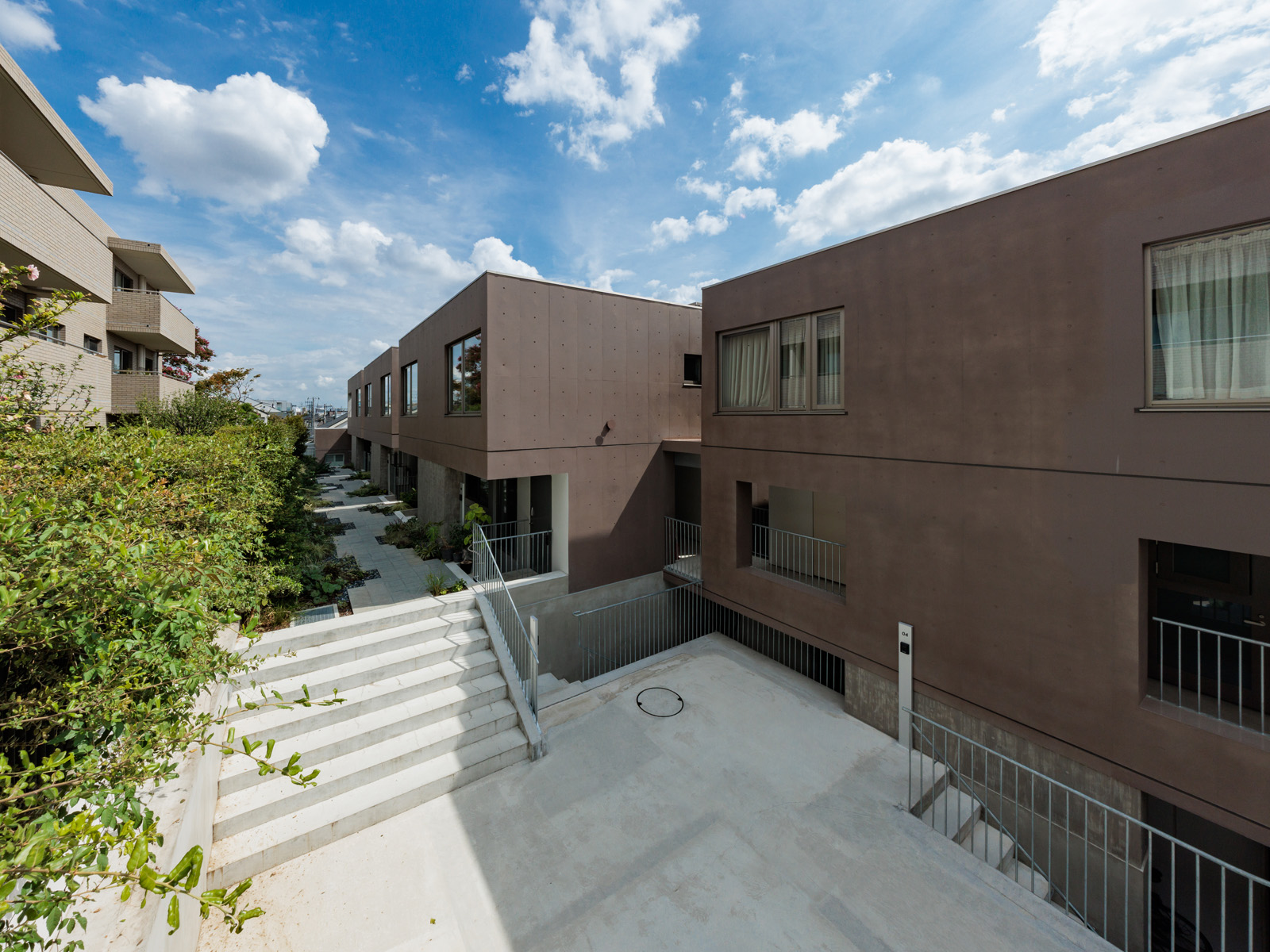top image