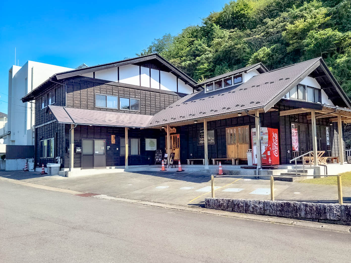 青根草木館 外観