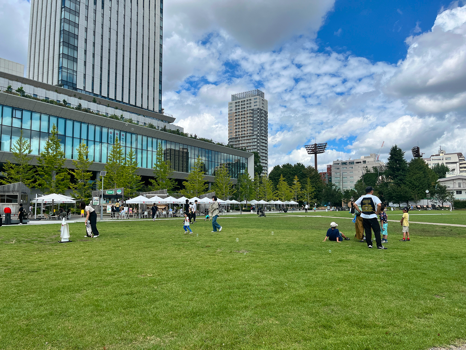 『としまみどりの防災公園（愛称：IKE・SUNPARK）』（徒歩9分）